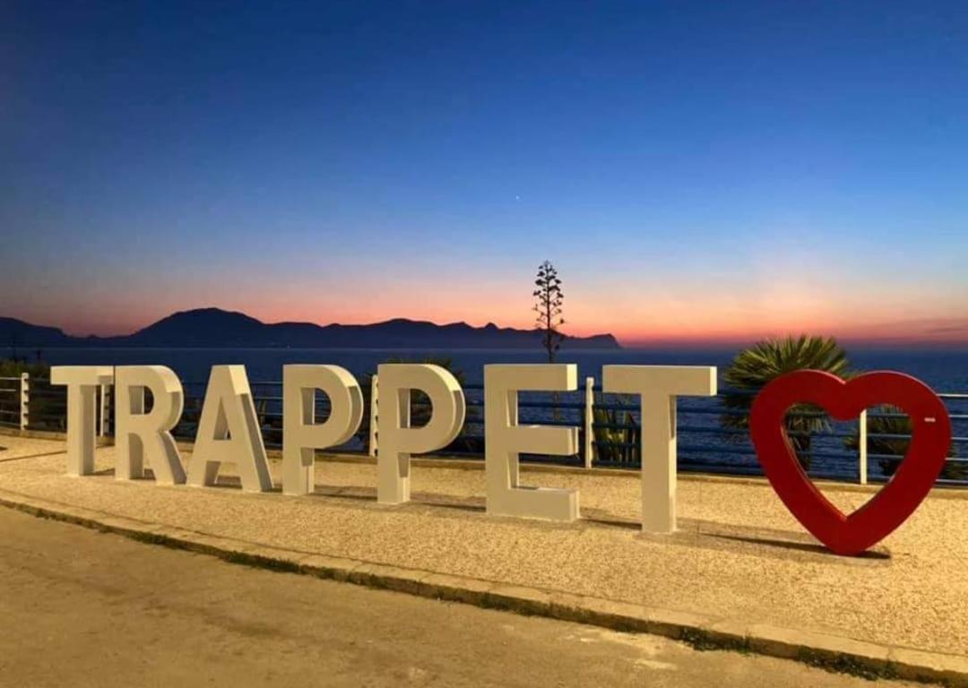 Casa Vacanza Da Mirella E Peppe Траппето Екстер'єр фото